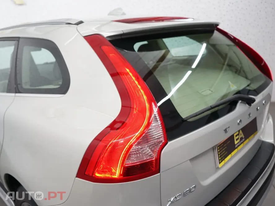 Volvo XC60 2.0 D3 Summum Geartronic