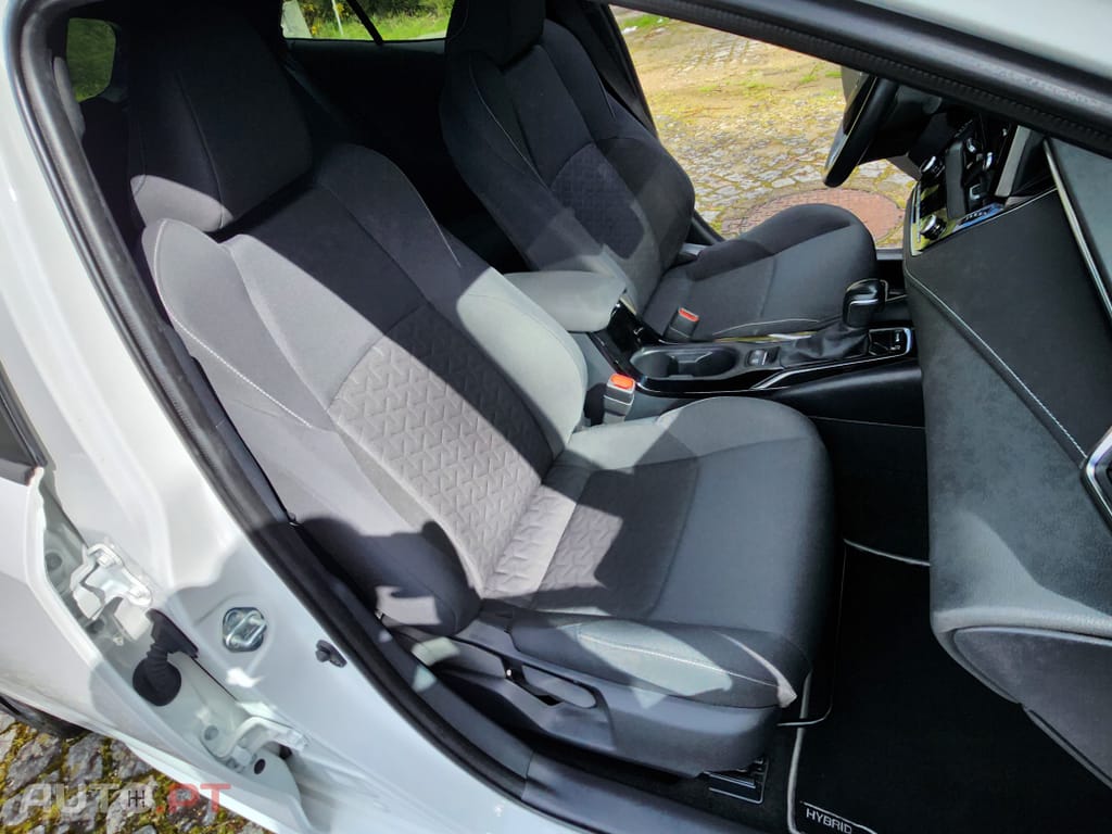 Toyota Corolla 1.8 Hybrid Comfort