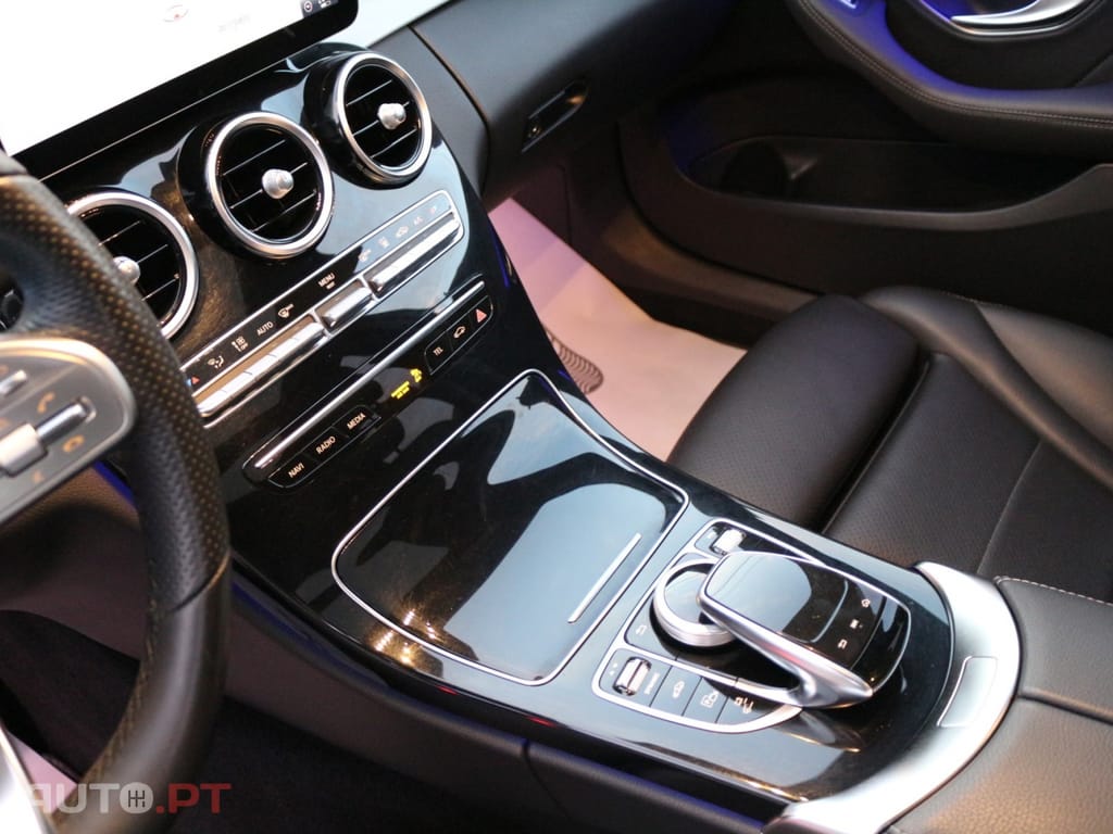 Mercedes-Benz C 300 de AMG Line