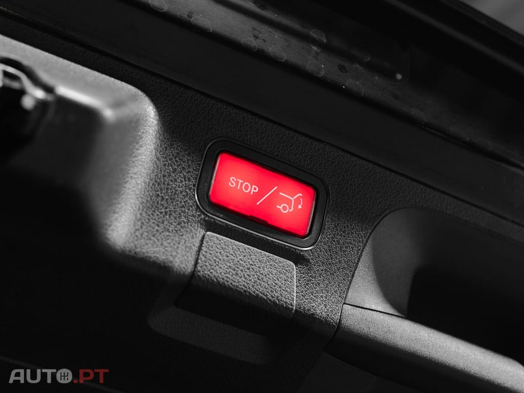 Mercedes-Benz CLA 250 e Shooting Brake AMG Line