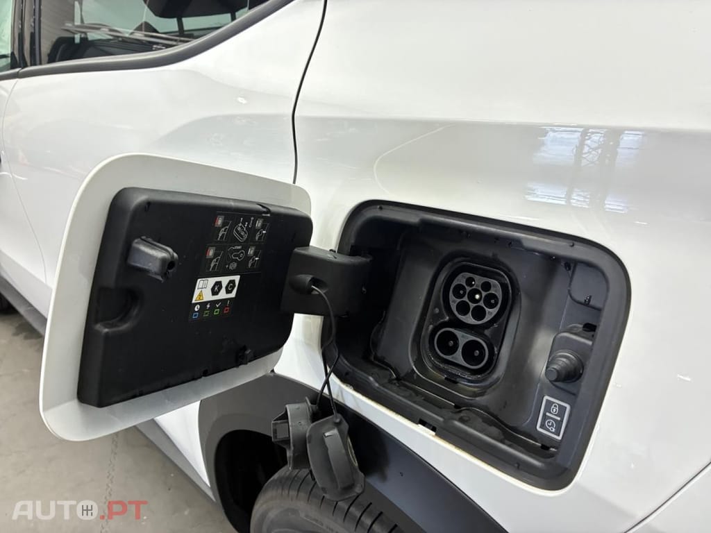 Opel Frontera 44 kWh GS