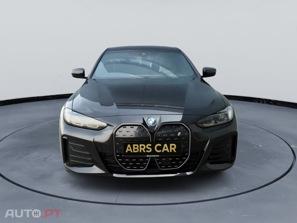 BMW i4 eDrive35 Gran Coupe M Sport — fotografia 7
