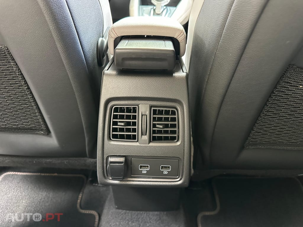 Renault Captur 1.6 E-Tech Initiale Paris