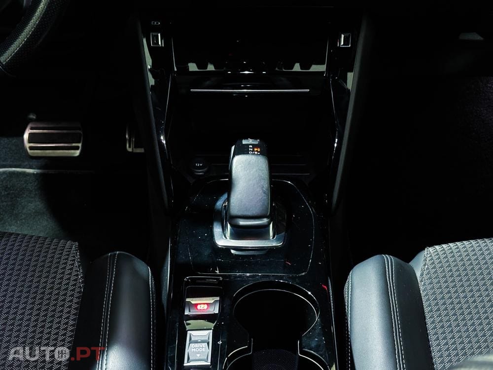 Peugeot E-2008 50 kWh GT