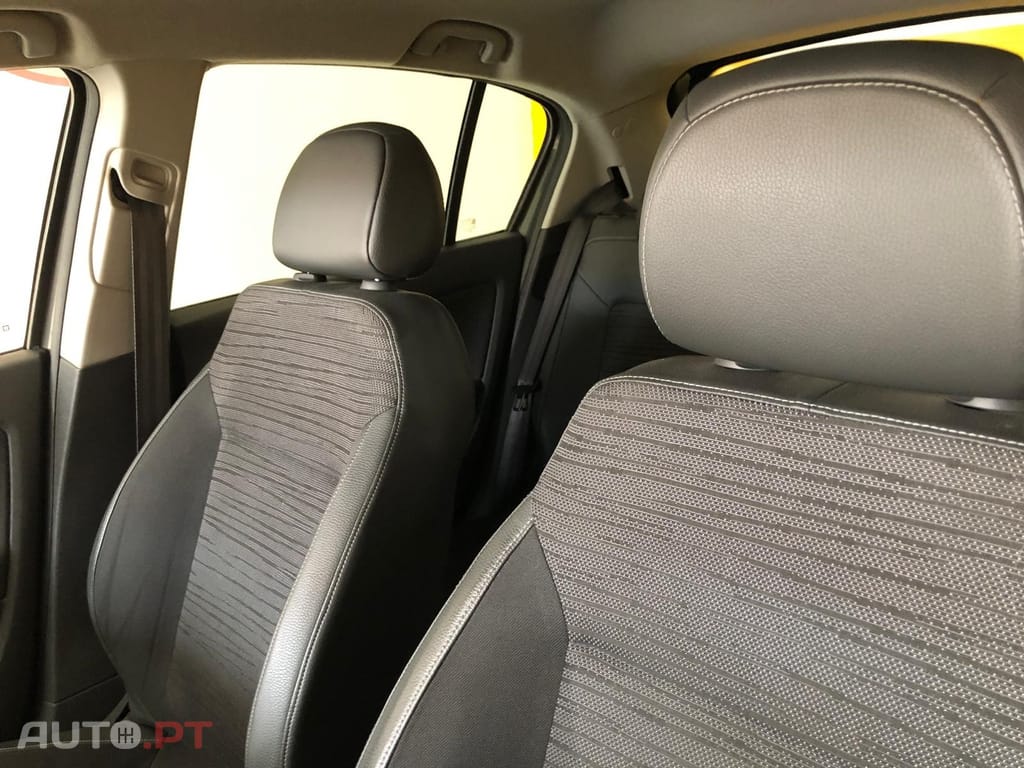 Opel Corsa 1.2 Go! S/S