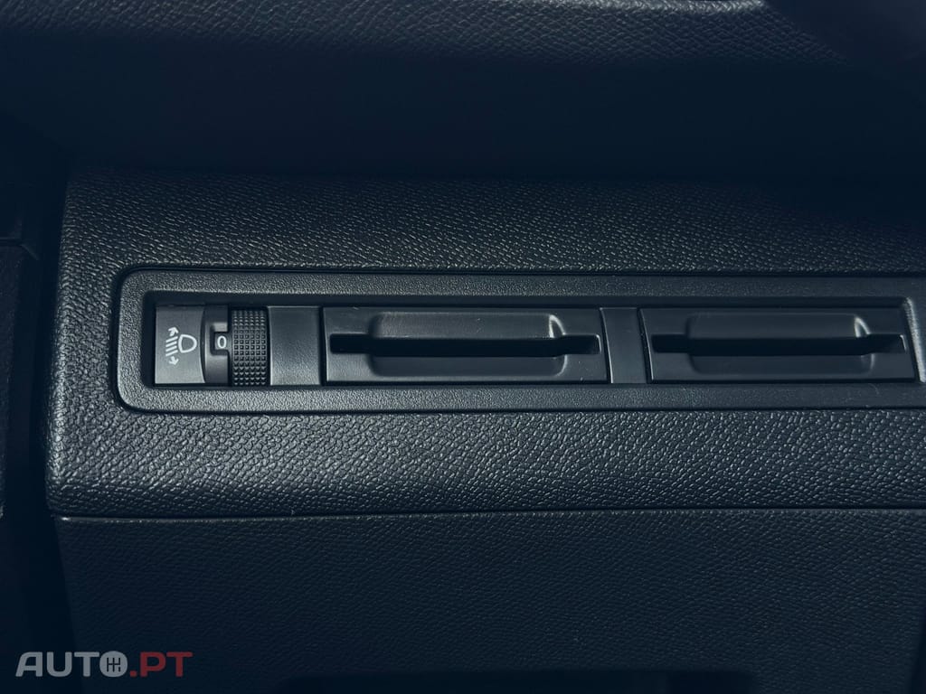 Peugeot 3008 1.5 BlueHDi Active