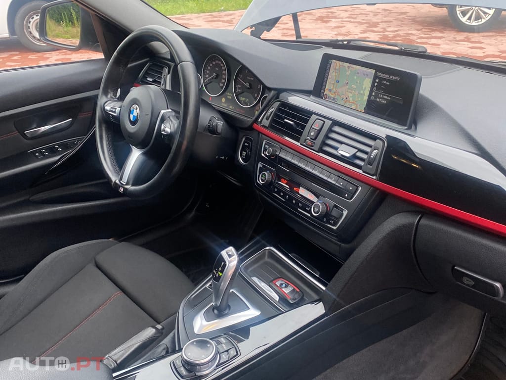 BMW 320 d Touring Sport-Aut. Blue Performance Modern Line