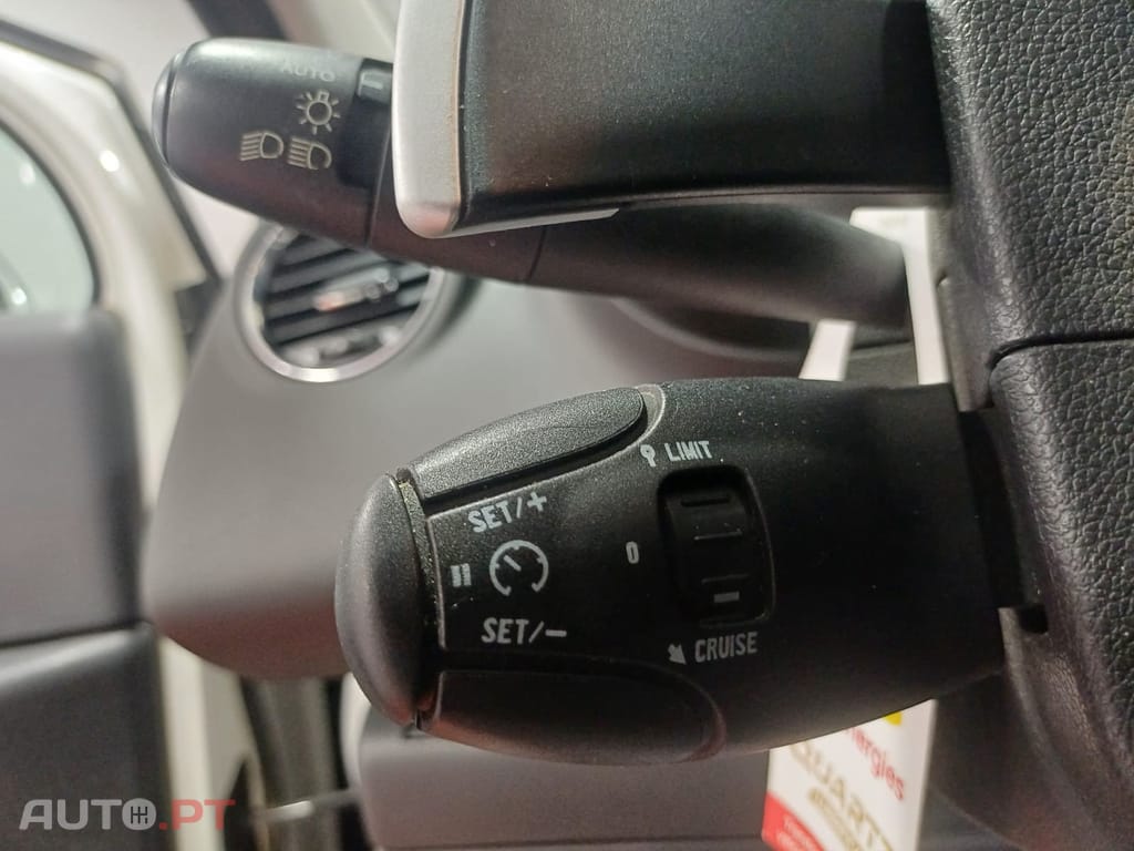 Peugeot 3008 2.0 HDi Hybrid4