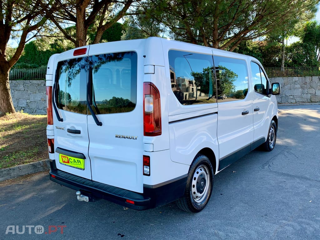Renault Trafic 9 LUGARES