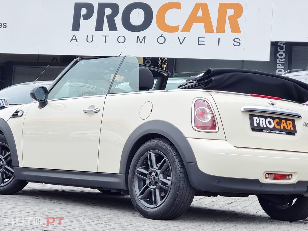 MINI Cabrio Cooper D