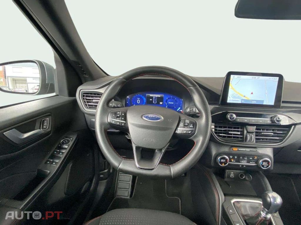 Ford Kuga 1.5 TDCi EcoBlue ST-Line