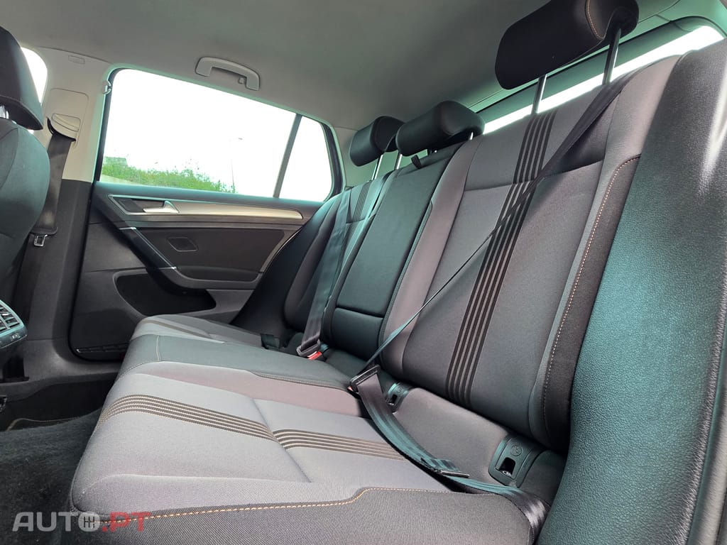 Volkswagen Golf LooK GTI