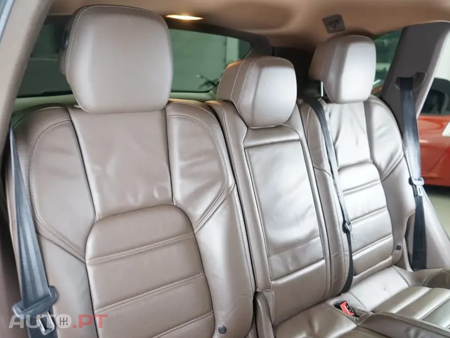 Porsche Cayenne Tiptronic