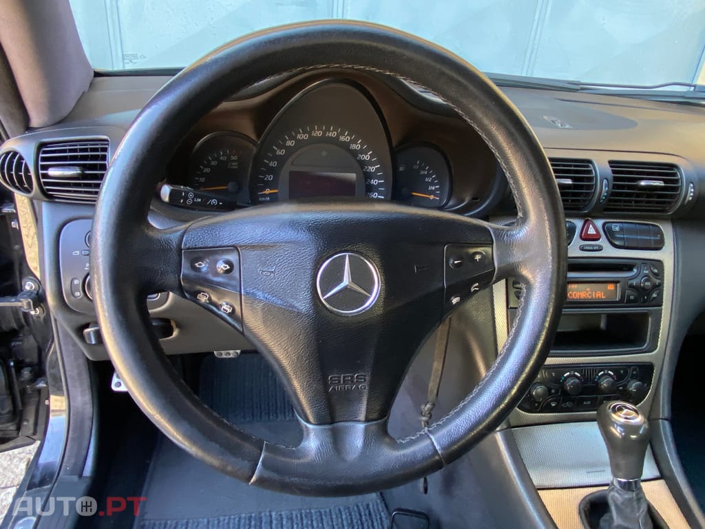 Mercedes-Benz C 220 CDI COUPE