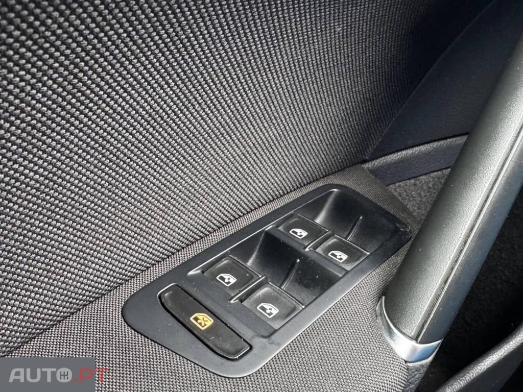 Volkswagen Golf 2.0 TSI  GTI Performance