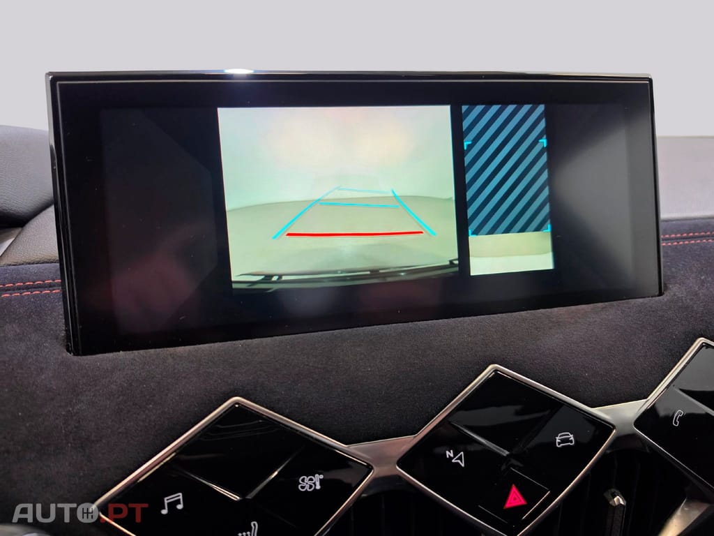 DS DS3 Crossback Ines de la Fressange