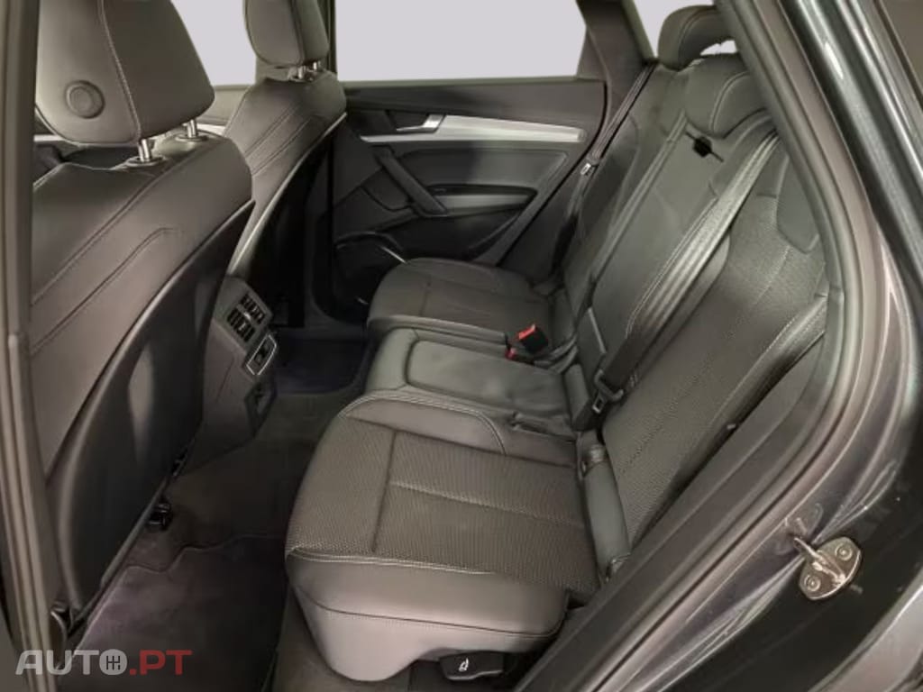 Audi Q5 I.V.A DEDUTÍVEL  50 TFSI e S line 