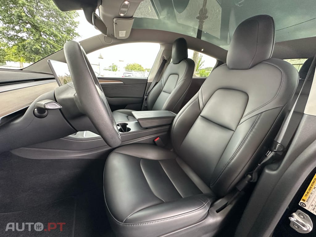 Tesla Model Y Long Range Tração Integral