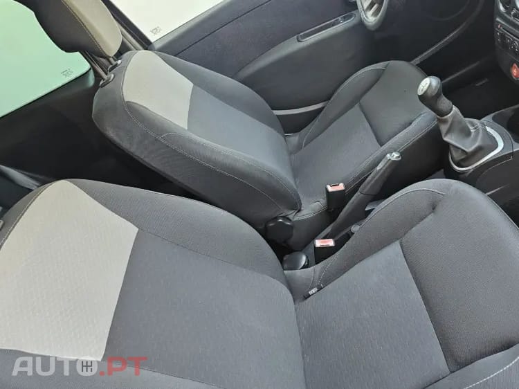 Renault Clio 1.2 TCE GT J15