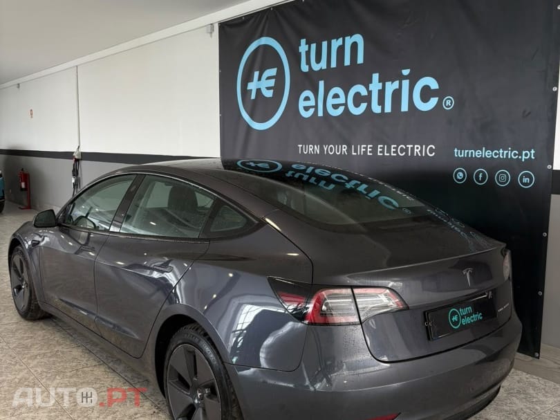 Tesla Model 3 Long Range AWD Dual Motor — fotografia 6
