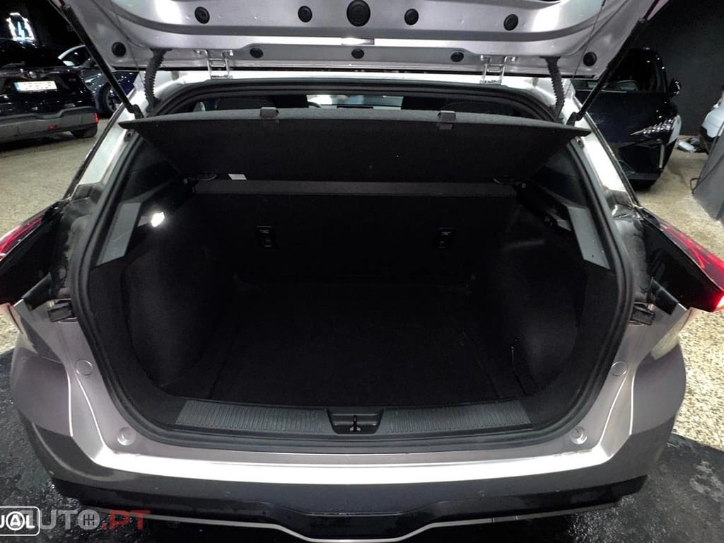 MG MG4 51 kWh Standard