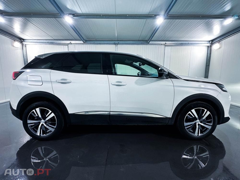 Peugeot 3008 1.2 Hybrid Allure Pack e-DCS6