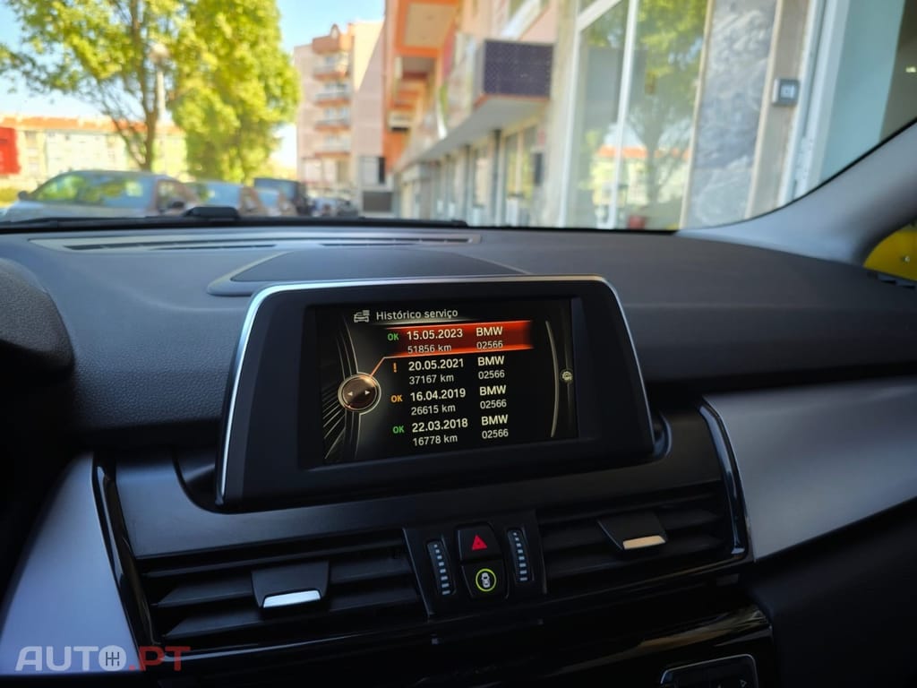 BMW 216 d