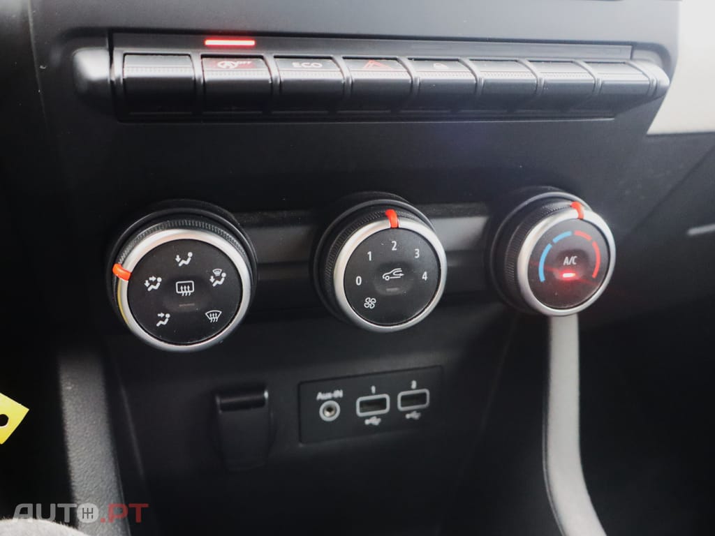 Renault Clio 1.0 TCe Limited Bi-Fuel