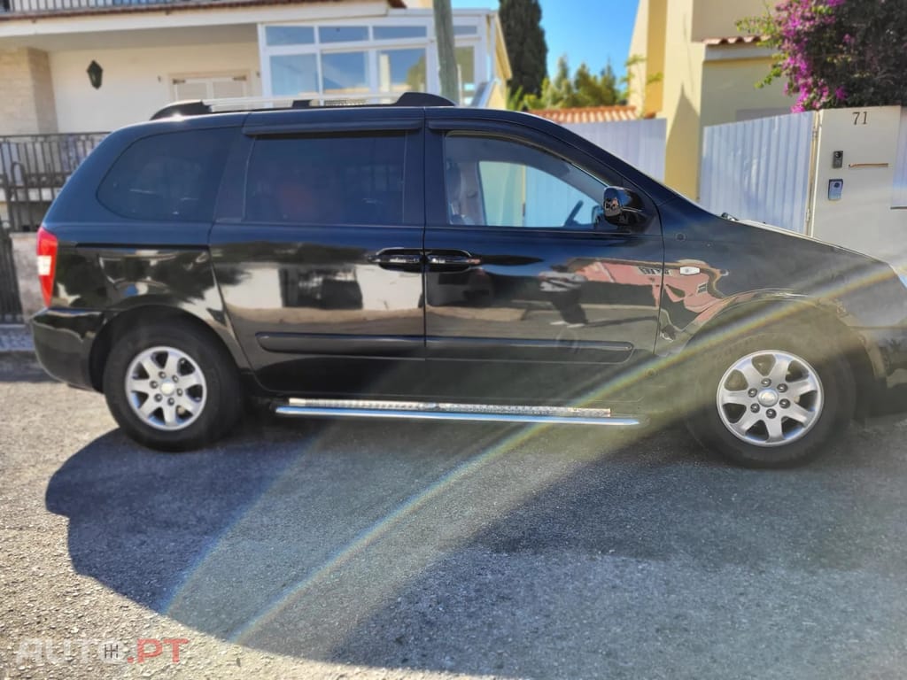 Kia Carnival 2.9 CRDi VGT EX Aut.