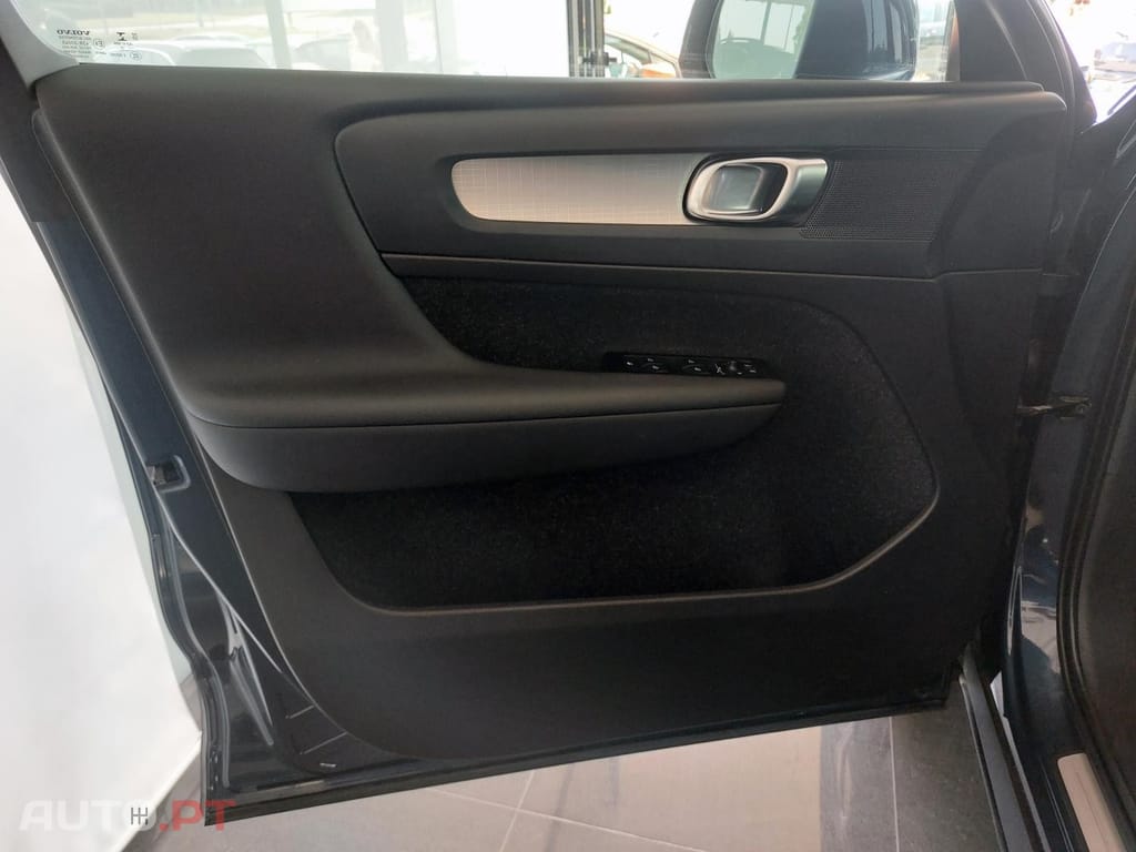 Volvo XC40 1.5 T5 PHEV Inscription Expression