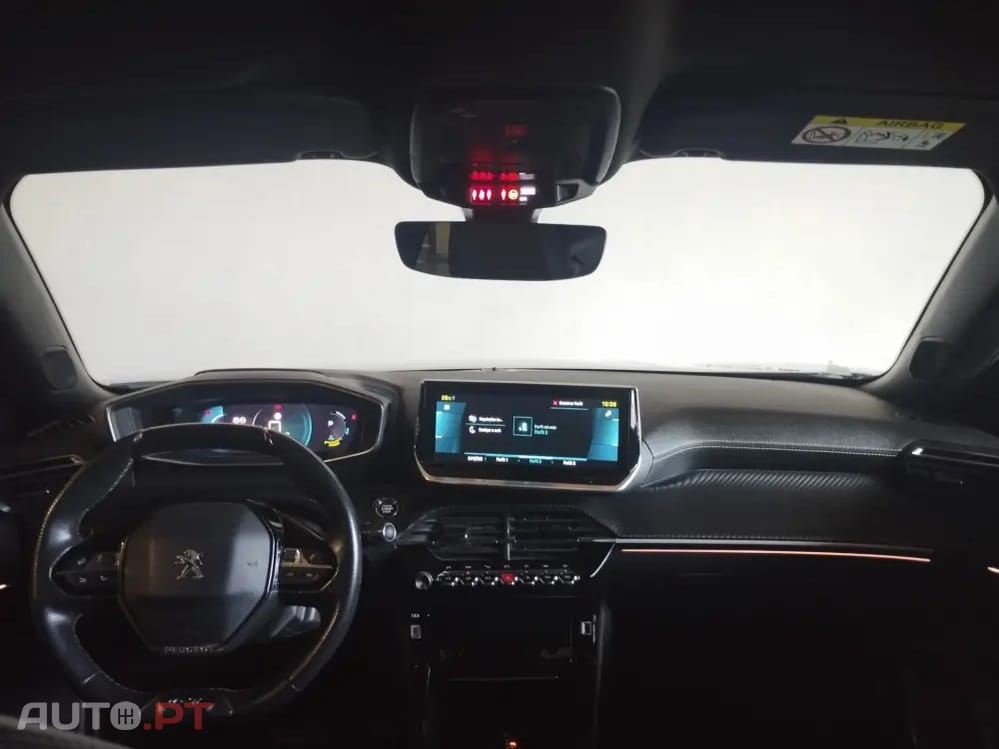 Peugeot E-2008 GT Pack