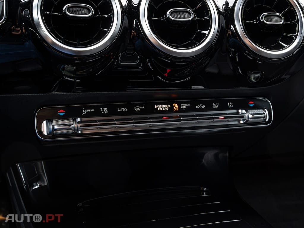 Mercedes-Benz CLA 250 e AMG Line