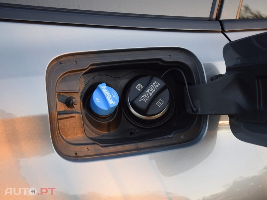 BMW 320 d Touring Pack Desportivo M Auto