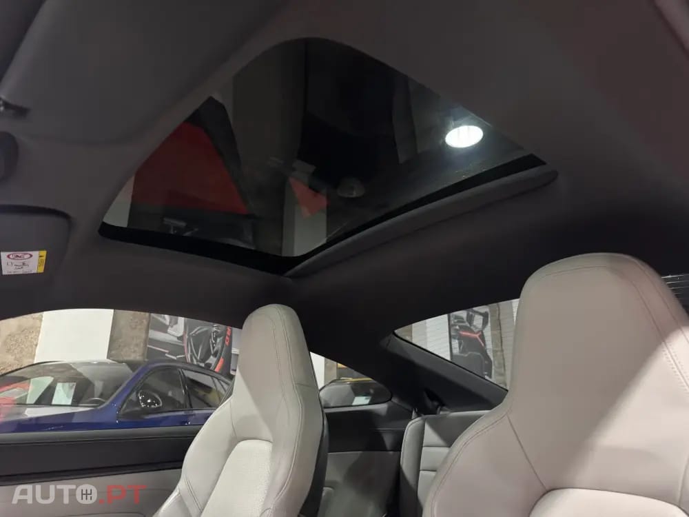 Porsche 911 4S PDK (992)