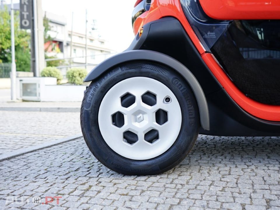 Renault Twizy 80