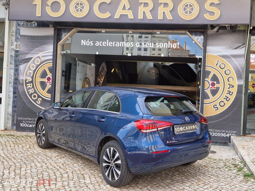 Mercedes-Benz A 250 e Style Plus