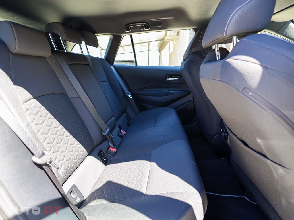 Toyota Corolla 1.8 Hybrid Comfort