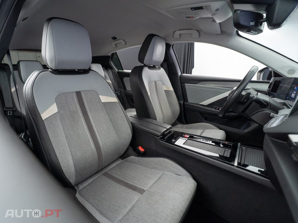 Opel Astra 1.6 T PHEV Elegance