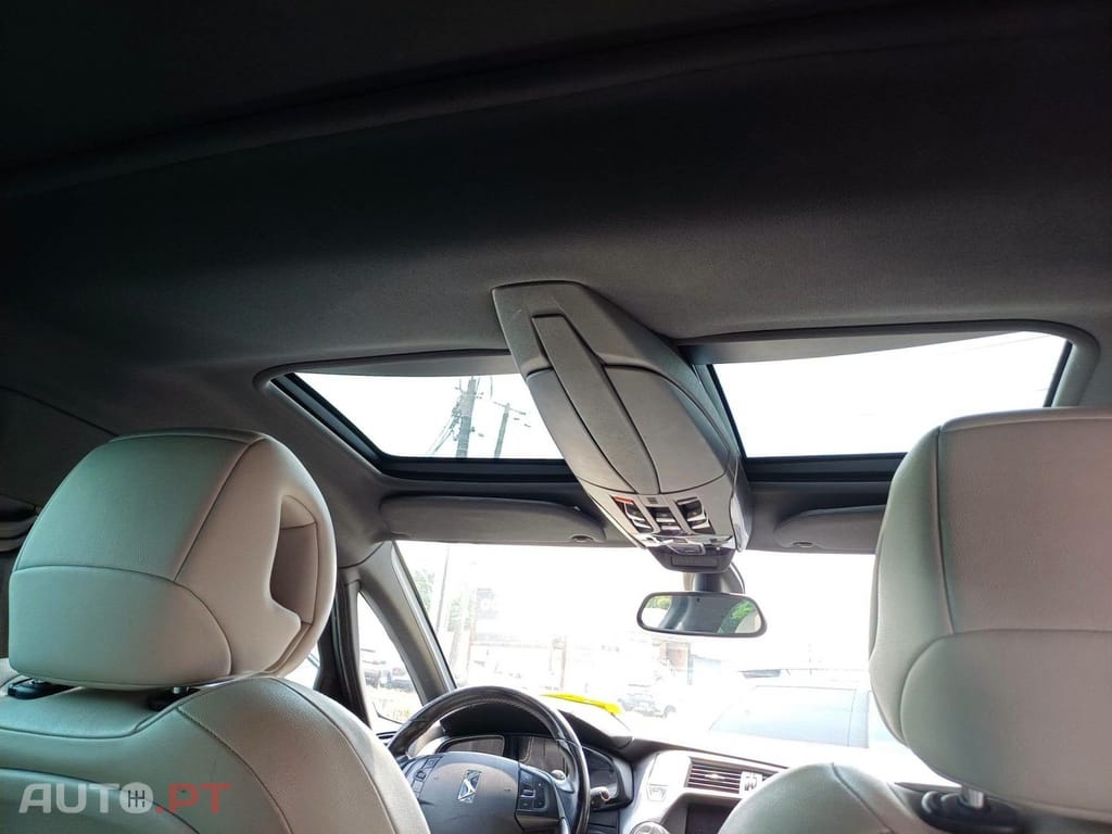 Citroen DS5 2.0 HDi Hybrid4 So Chic CMP6