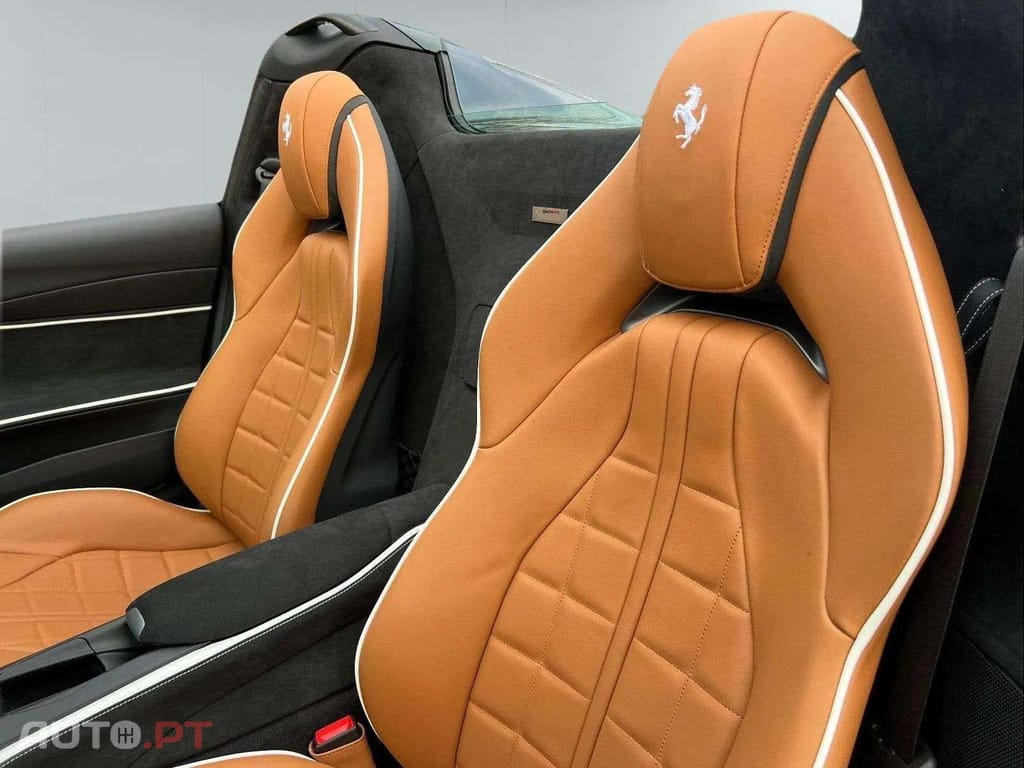 Ferrari 812 Spider 