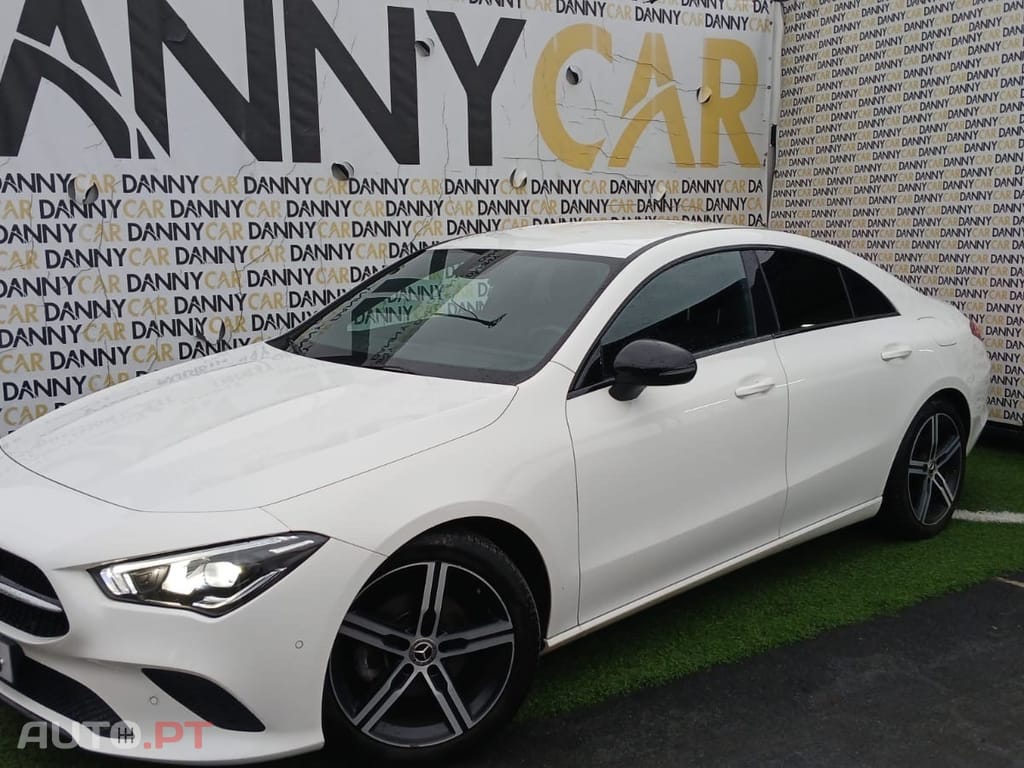 Mercedes-Benz CLA 180 Outro