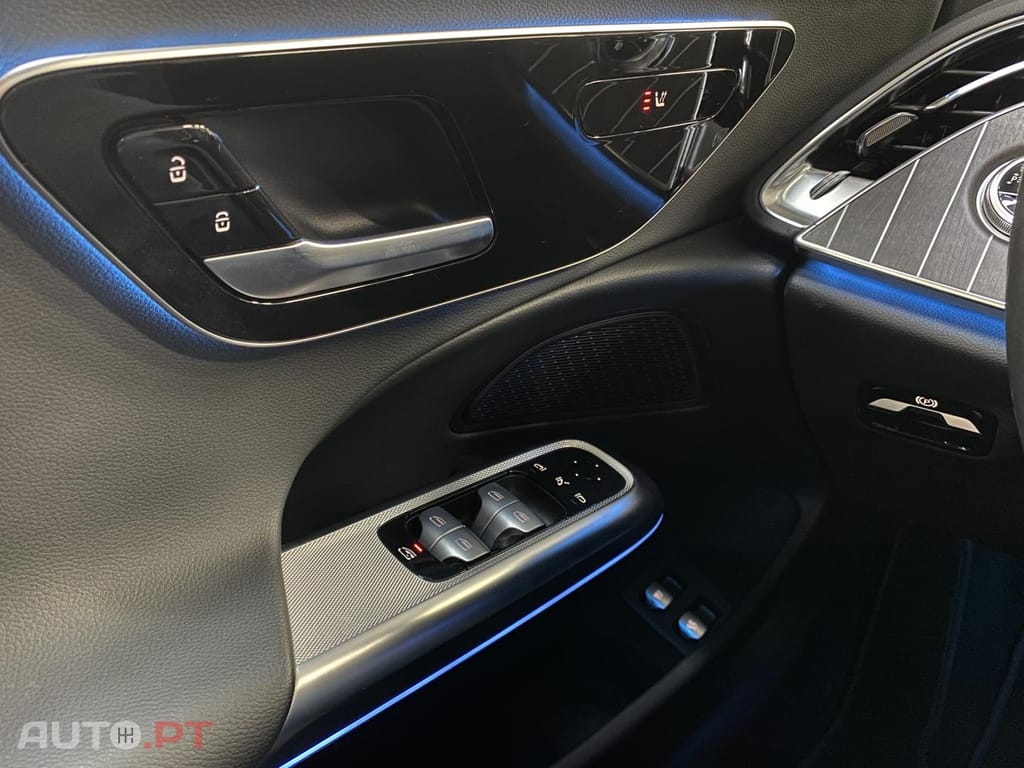 Mercedes-Benz E 300 e Avantgarde