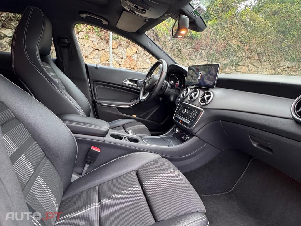 Mercedes-Benz CLA 180 CLA 180 d Shooting Brake Automático – 2018