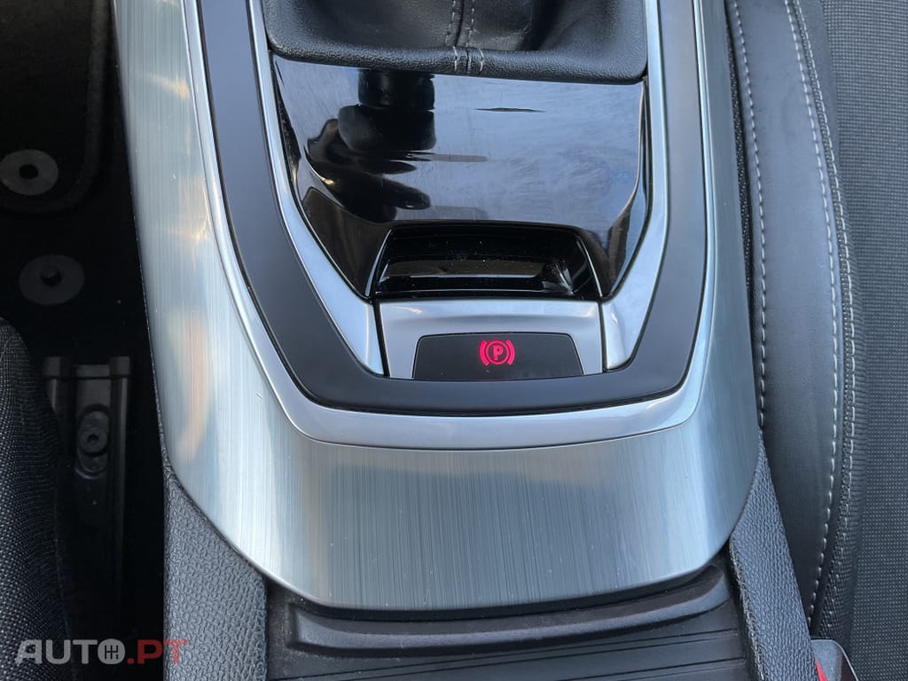 Peugeot 308 1.5 BlueHDi Allure