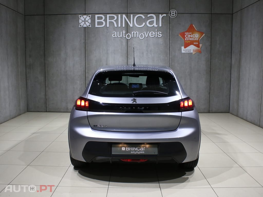 Peugeot E-208 50 kWh Allure Pack