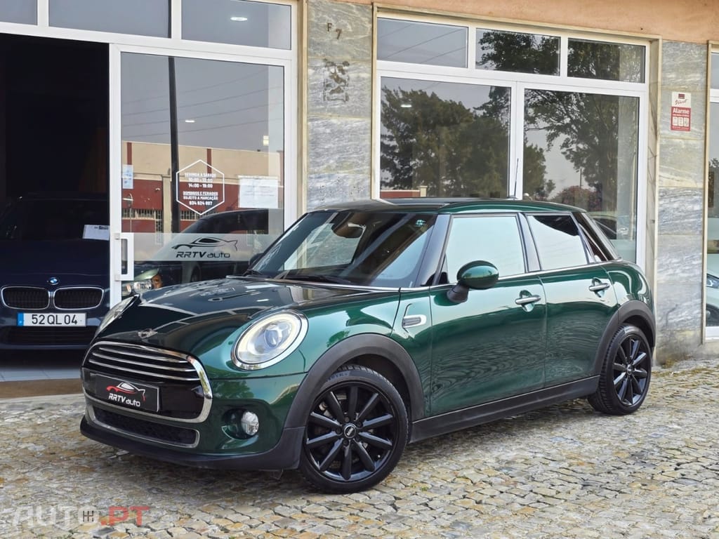 MINI Cooper Cooper D