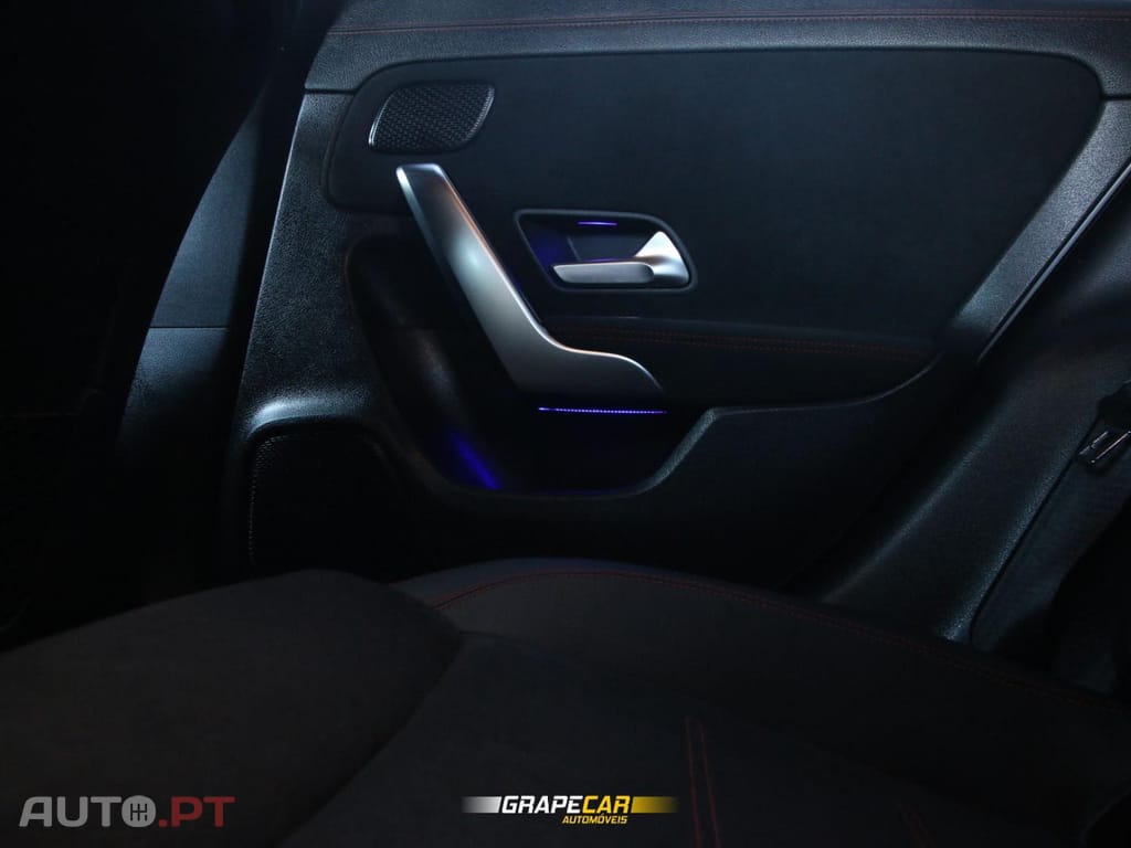 Mercedes-Benz CLA 250 AMG Line - Plug-In