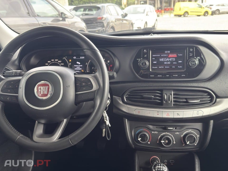 Fiat Tipo 1.4 Easy