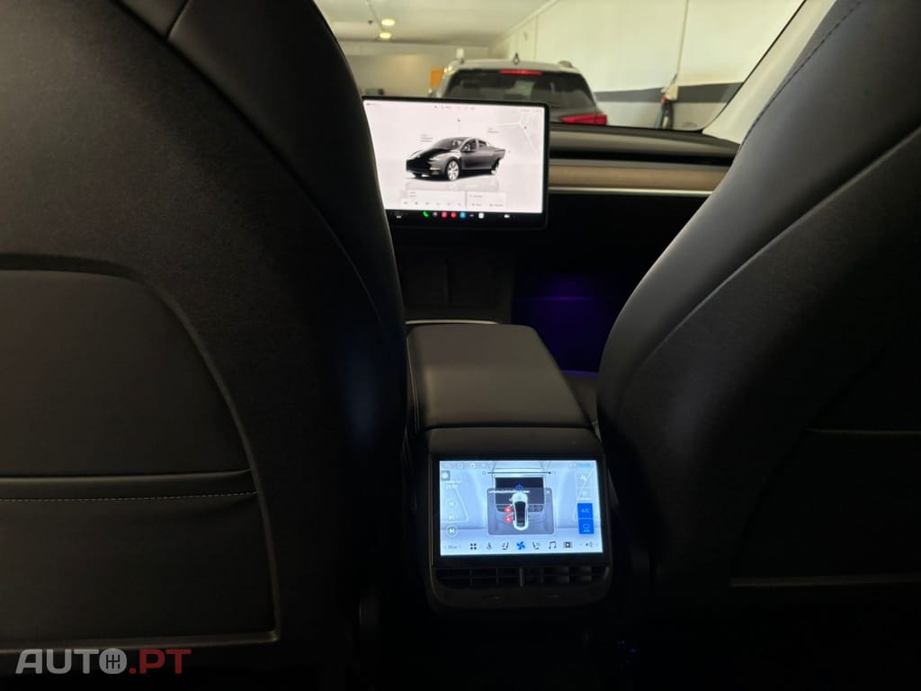 Tesla Model Y RWD