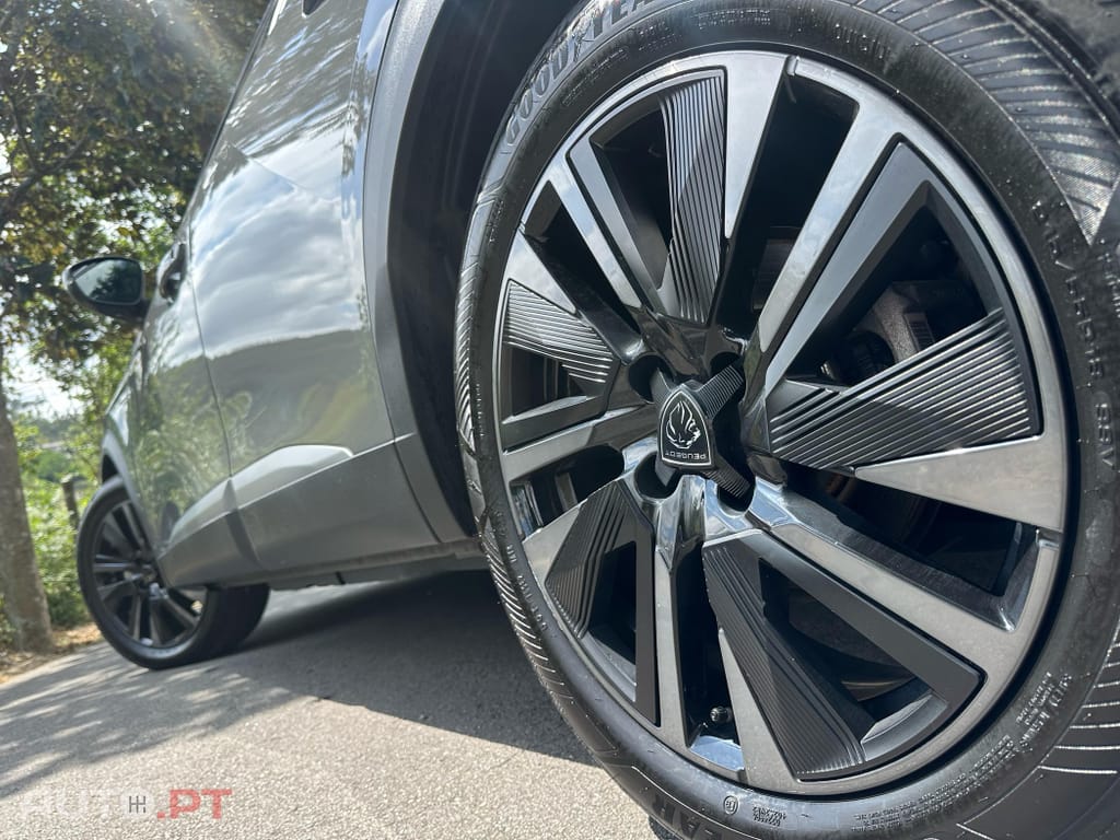 Peugeot E-2008 50 kWh GT Pack